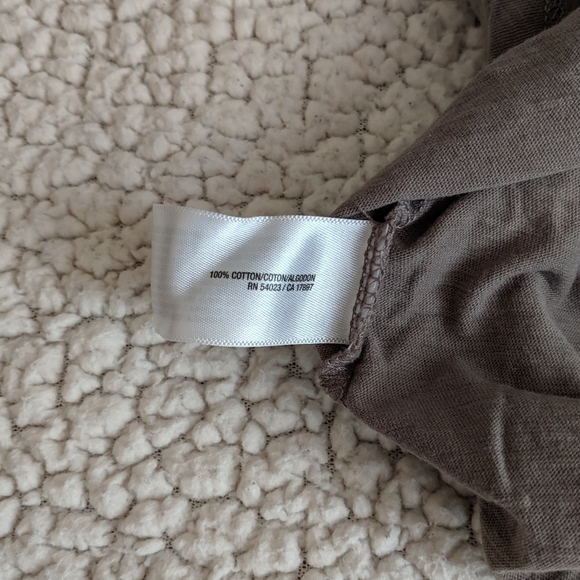 Old Navy graphic tee (size L) - Picture 5 of 5